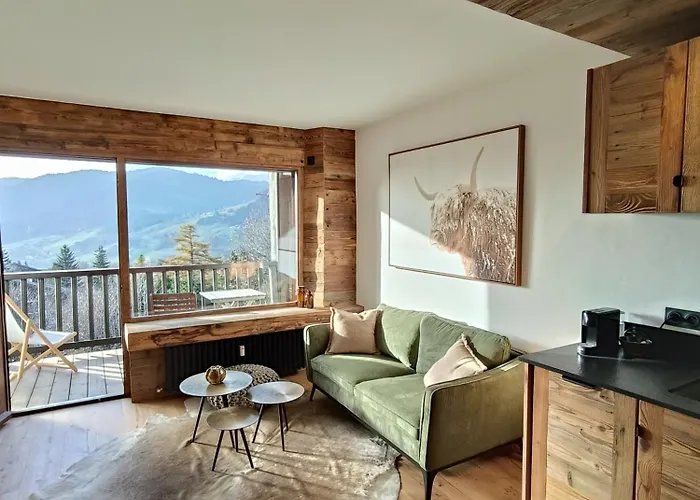 Le D'arbois - Au Pied * メジェーヴ